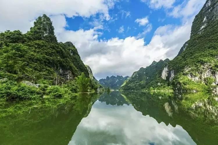 逃离牧场房子